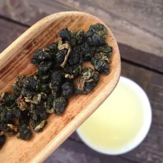 Formosa milk oolong - mléčný taiwanský oolong pevně svinutý do kuliček