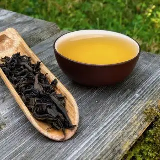 oolong Da Hong Pao - Šarlatové roucho - volně svinutý oolong