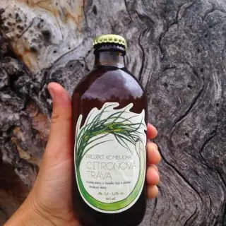 Hotový nápoj od Projektu kombucha