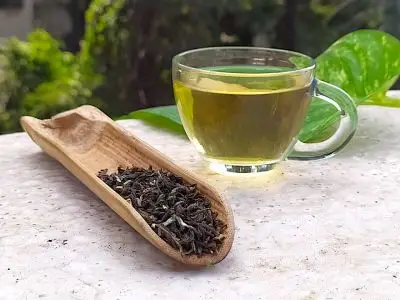 Darjeeling singbulli first flush - kvalitní indický sypaný čaj z Čajových Bdýnek