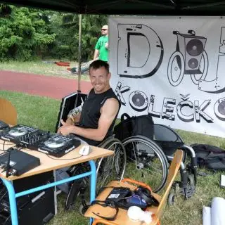 Fanda tentokrát jako DJ Kolečko