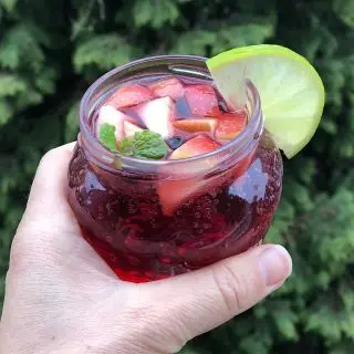 Nealkoholická sangria - recepty na oblíbené míchané nápoje na bázi čaje