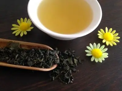 Japonský oolong - čaj z Letní Čajové Bedýnky