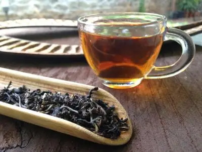 Darjeeling oolong - prémiový sypaný černý čaj z indického Darjeelingu
