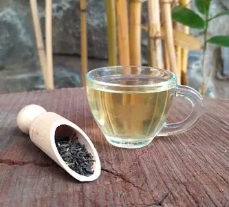 Jasmínový zelený čaj - jasmin green dragon - čaj s jasmínem