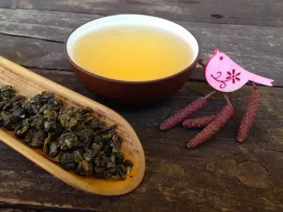 Formosa Ali Shan Mi Xiang Oolong - polozelený čaj z Jarní Čajové Bedýnky