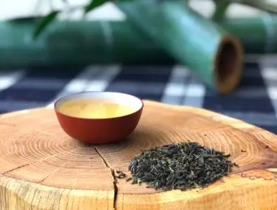 Darjeeling Dhajea first flush - kvalitní sypaný černý čaj z Darjeelingu jarní sklizeň