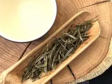 An Ji Bai cha - kvalitní sypaný zelený čaj z Číny detail