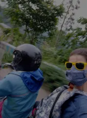 Bohunka z Čajových Bedýnek jede stopem ze Singbulli do Siliguri