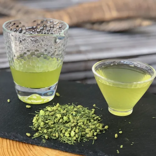 Matcha plus Genmaicha