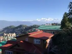 Darjeeling - výhled z Darjeelingu na osmitisícovku Kančenčongu