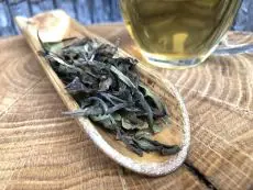 Pai Mu Tan - bílá pivoňka z Vietnamu - kvalitní sypaný bílý čaj 3