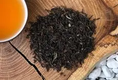 Nepal Sakhira second flush - kvalitní nepálský čaj z letní sklizně - detail čajových lístků