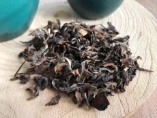 Oriental beauty Vietnam - detail čajových lístků - kvalitní sypaný oolong z Vietnamu