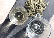 Assam frost silver needle - sklizeň leden 2026 - luxusní sypaný bílý čaj pouze s tipsů