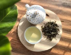 Osmanthus green tea - kvalitní sypaný čínský zelený čaj ovoněný kvítky osmanthu